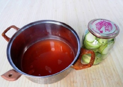 Zucchini pentru iarnă cu pastă de tomate - furling pentru iarnă