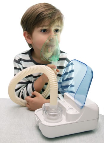 Cum și cu ce să faceți inhalare cu laringită la copii, gât