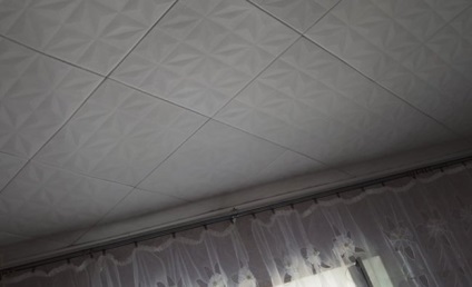Cum să lipiți o placă de tavan în diagonală de la prima dată