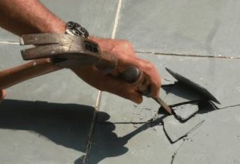 Cum să reparați podelele din gresie cu propriile mâini