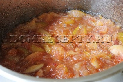 Как да се готви сладко от ябълки за зимата - рецептата със снимка