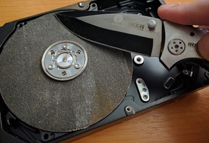 Cum se face o mașină de rectificat de pe un hard disk vechi