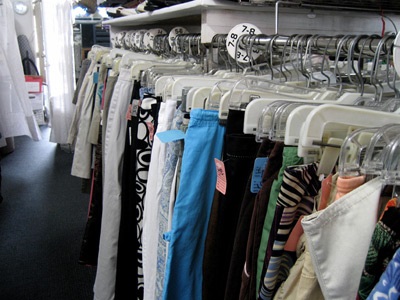 Cum puteți îndepărta rugina de haine, țesături albe sau blugi