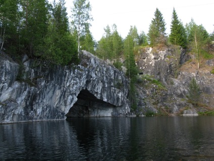 Karelia autóval, ismét az úton (autó) Karelia autóval, ismét az úton