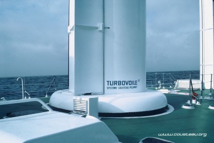 Nave sub turboparasami - lumea apei, lumea apei - revista online