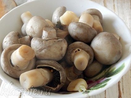 Marinate ciuperci cu lamaie, retete vegetariene mari