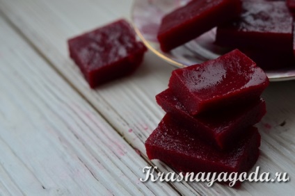 Gyümölcs jelly egy fagyasztott cseresznye recept egy fénykép