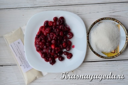 Gyümölcs jelly egy fagyasztott cseresznye recept egy fénykép