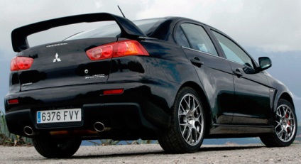 Mitsubishi lancer evolution x - specificatii tehnice, pret, fotografii si recenzii