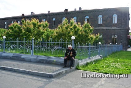 Mănăstirea echmiadzin - armeniană - Vatican - călătoresc viu