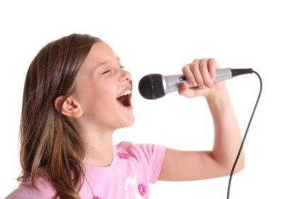 A zenei fejlődés gyermekként énekelnek