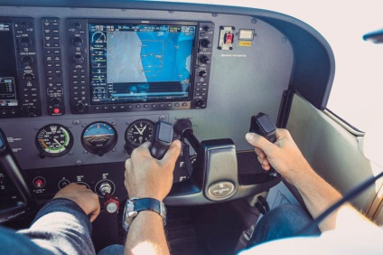 Képzés repülés és pilóta egy repülőgép - Pilot kurzusok piter polet