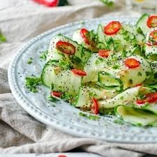 Salate foarte simple și gustoase