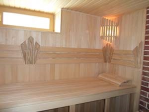 Finisarea saunei și a saunei în Tyumen