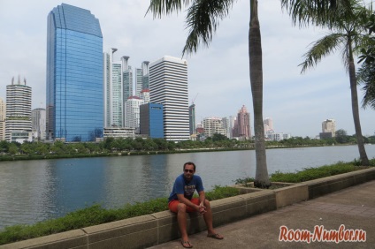 Benjakitti Park din Bangkok