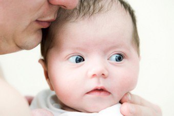De ce este rularea ochilor unui nou-născut, unui copil mai în vârstă și unui adult