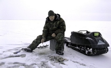 Gheață prins pe lacul Kubensky - pescuit în Rusia și în întreaga lume