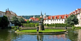 Praga este orașul unde se culcă 
