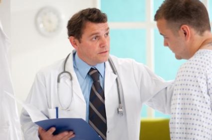 Proctologul este un doctor care rezolvă probleme delicate