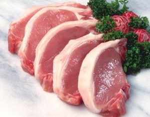 Salata cu carne de porc este o rețetă pentru un fel de mâncare originală și ieftină, care pe o masă festivă nu este