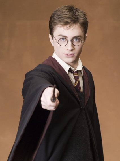 A Harry Potter varázspálca saját kezével, kérdéseivel és válaszaival