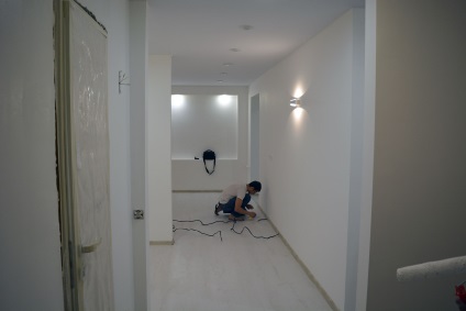 Comandați o reparație coridor într-un apartament în Moscova - compania - pentru-serviciu