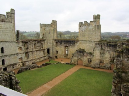 Castelul cetatea din Bodiam pe apă