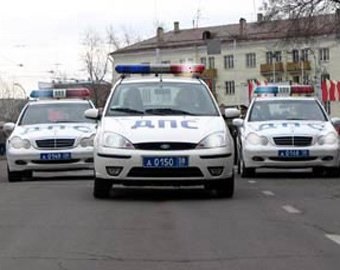 Pentru că poliția de inscripționare pe mașini a început să nege drepturile, în Rusia, știri