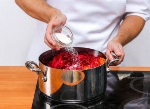 Realimentarea cu borscht pentru iarnă, cele mai bune rețete - un fermier fără hassle