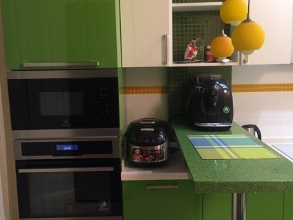 Galben-verde bucătărie, design, combinație de culori, fotografie