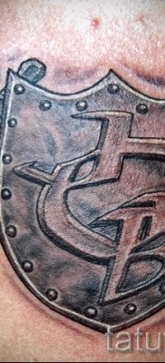 Înțeles tattoo shield photo, story, meaning and sketches