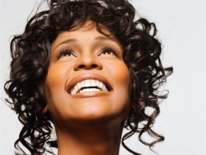 10 Fapte puțin cunoscute din viața legendarului Whitney Houston