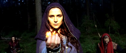 15 Filme și seriale despre vrăjitoarele bune și vrăjitoarele fermecătoare - toate top10