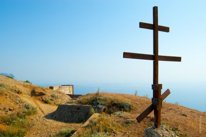 Un baril de deces într-o balaclava (Sevastopol), fotografii