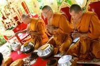 Sărbătorile budiste în calendarul de proiect al sărbătorilor 2017