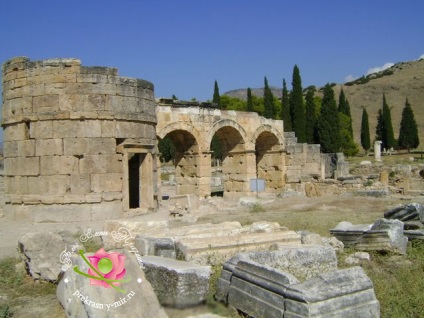 Orașul antic Hierapolis și Pamukkale din Turcia