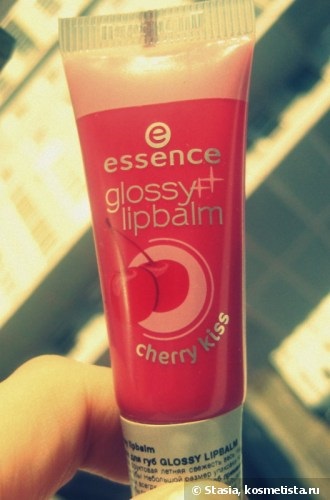 Essence fényes lipbalm cseresznye csók véleménye