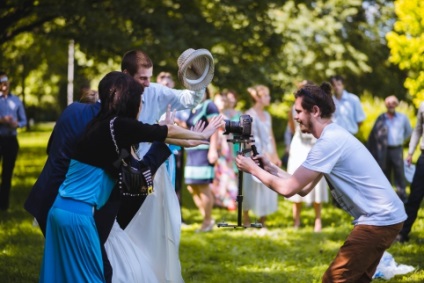 Esküvők fényképes és videó felvétele Szentpéterváron