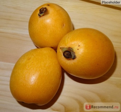 Fructe loquat - 