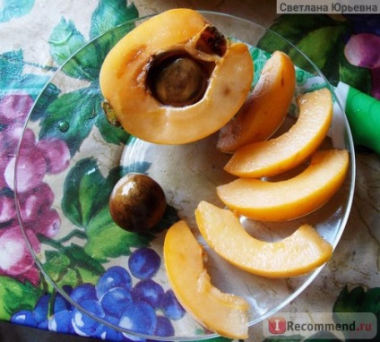 Loquat плодове - 