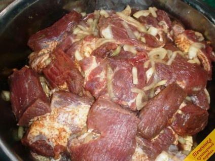 Carne de vită pe un grătar (rețetă pas cu pas cu o fotografie)