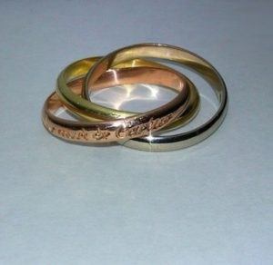 Fabricarea de inele de nunta in Krasnodar