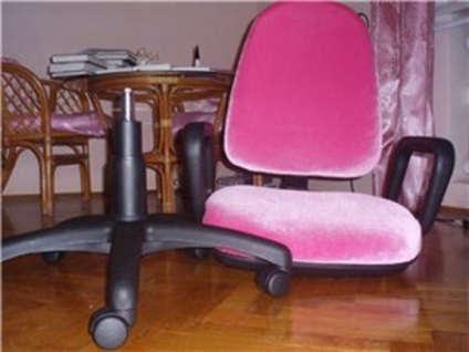 Hogyan változtathatjuk meg az irodai szék színét?