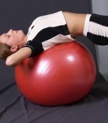 Cum să pompezi o minge de gimnastică
