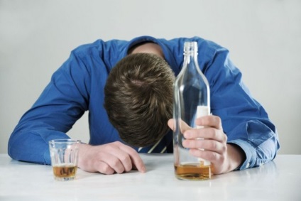 Cum să nu deveniți băuturi alcoolice sau alcoolice, ci să beți alcool