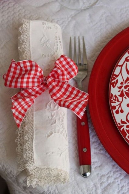 Cum de a decora o masă pe data de 8 martie 15 exemple minunate de servire festivă