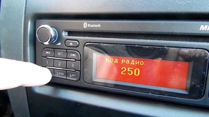 Cum să aflăm codul pinului serial radio pe Ford, Reno, Nissan, Lada Largus