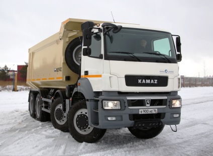 Autovehiculele KAMAZ intră în carieră, vehicule speciale și vehicule comerciale