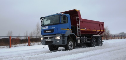 Autovehiculele KAMAZ intră în carieră, vehicule speciale și vehicule comerciale