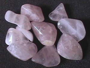Stone cuart roz, proprietăți, care se potrivește semn zodiacal